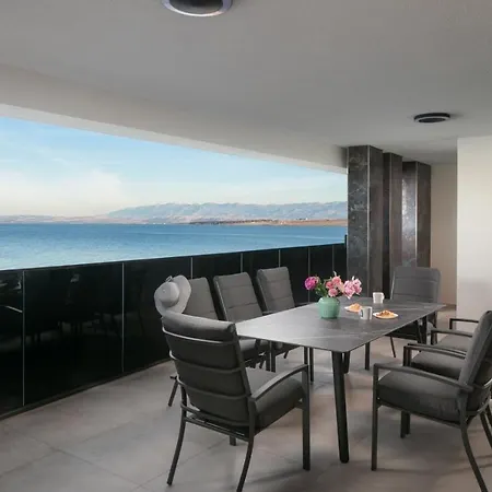 Apartment In With Sea View, Terrace, Air Conditioning, Wifi 5176-3 *