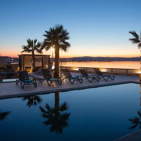 In With Sea View, Terrace, Air Conditioning, Wifi 5176-3 Apartment *
